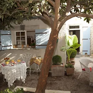 Bed & Breakfast La Maison Du Peintre En Provence