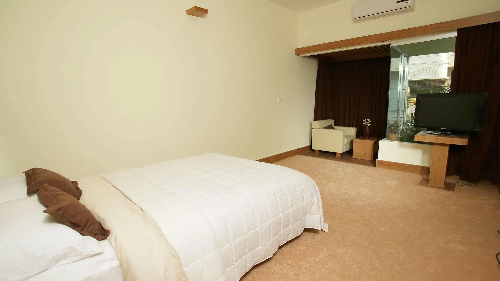 Richmond Hotel & Suites Daca 3*,